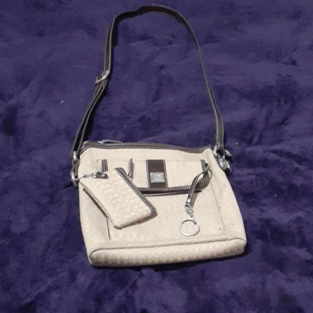 Crossed body bag